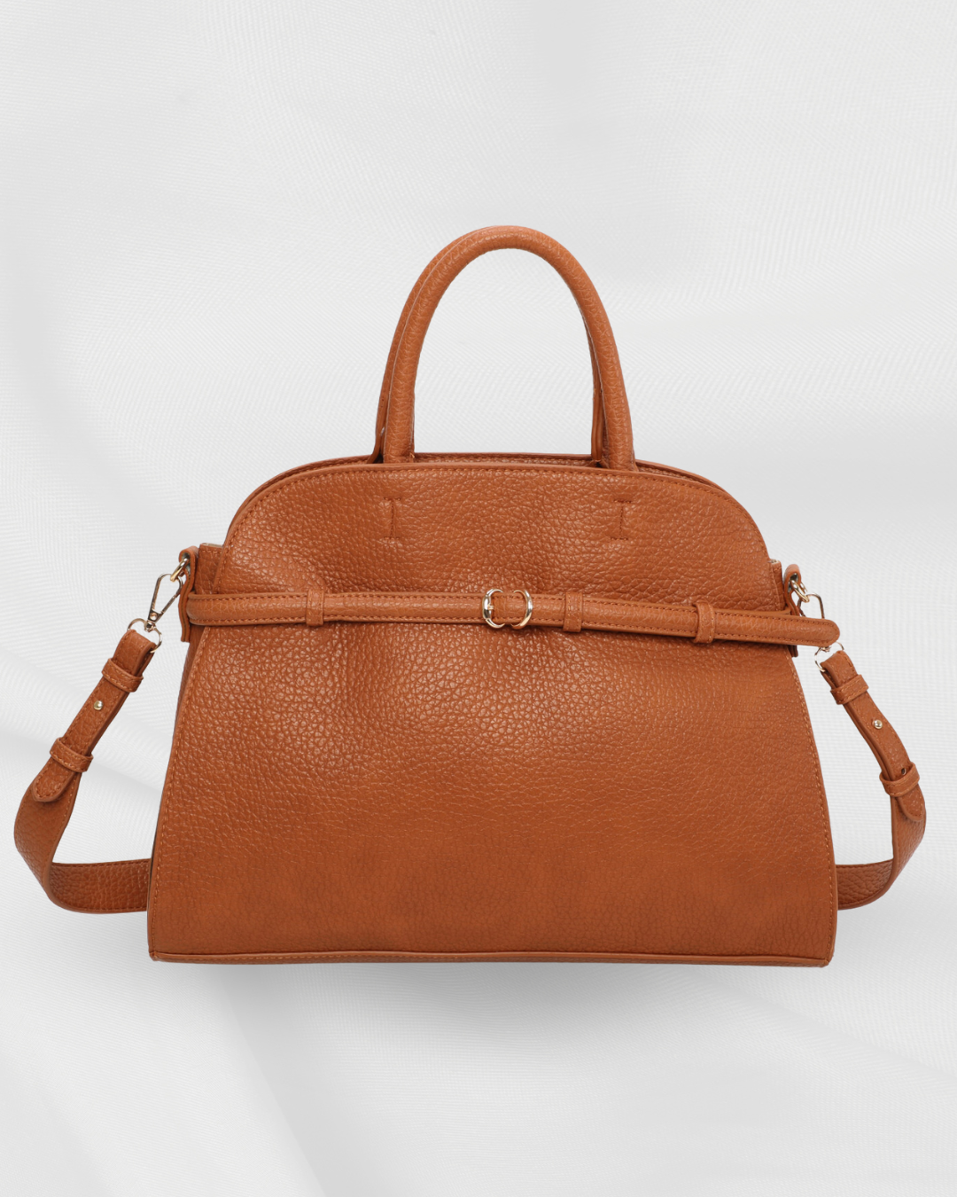 Mala clássica com fivela dourada